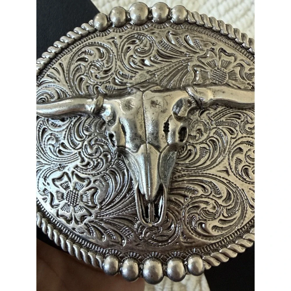 Black Western Cowboy Belt with Silver Longhorn Skull Buckle‎ Waist 42